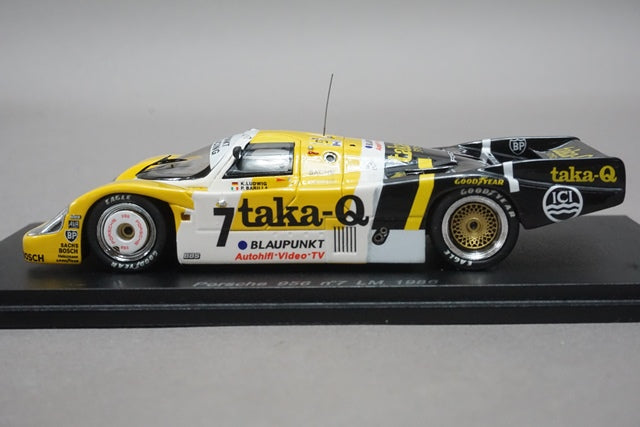 1:43 SPARK Porsche 956 LM 1986 #7 model cars 9580006810052