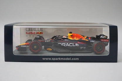1:43 SPARK S8548 Oracle Red Bull Racing RB18 Dutch GP Winner 2022 #1