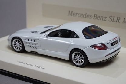 1:43 MINICHAMPS 436033020 Mercedes-Benz SLR McLaren 2004 Linea Bianco No.3