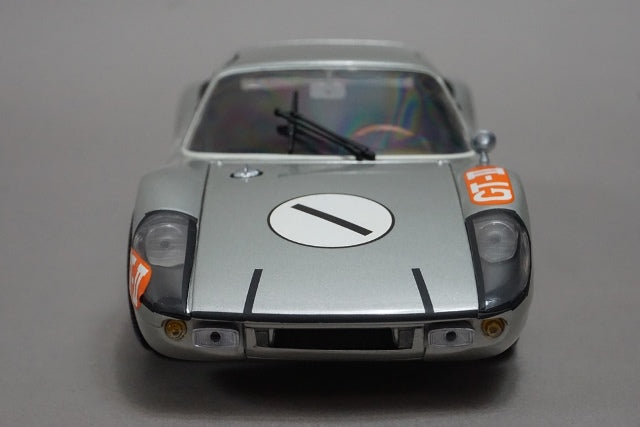 1:18 MINICHAMPS 183646701 Porsche 904 GTS Japanese GP 1964