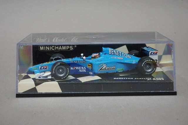 1:43 MINICHAMPS 430000012 Benetton Playlife B200 #12 A.Waltz model car
