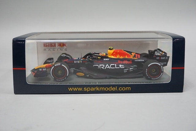 1:43 SPARK S8570 Oracle Red Bull Racing RB19 Saudi Arabia GP Winner 2023 #11 Sergio Perez