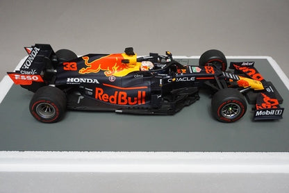 1:18 Spark 18S593 Red Bull Racing Honda RB16 Spanish GP 2nd 2021 #33 M.Verstappen