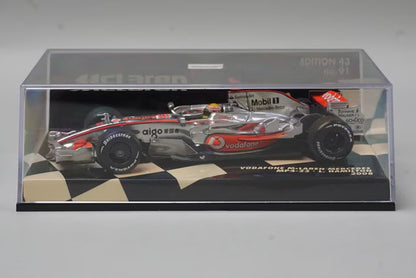 1:43 MINICHAMPS 530084322 Vodafone McLaren Mercedes MP4-23 2008 #22 L. Hamilton model car