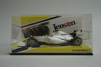 1:43 MINICHAMPS 403090092 Brown GP Show Car 2009 #22 model car