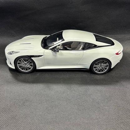 8250628YG XiaoGuang MODEL 1:18 Aston Martin DB12 White Glow in the Dark with Replacement Wheels