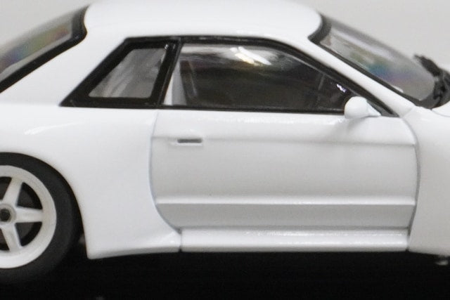 1:43 EBBRO 44306 Nissan Skyline GT-R JGTC 1994 Test White model car