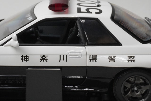 1:18 KYOSHO 08366A Nissan Skyline GT-R Police #502 model car