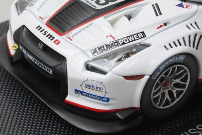 1:43 EBBRO 44383 Nissan GT-R GT1 Sumo Power GT 2010 #23 White Black model car