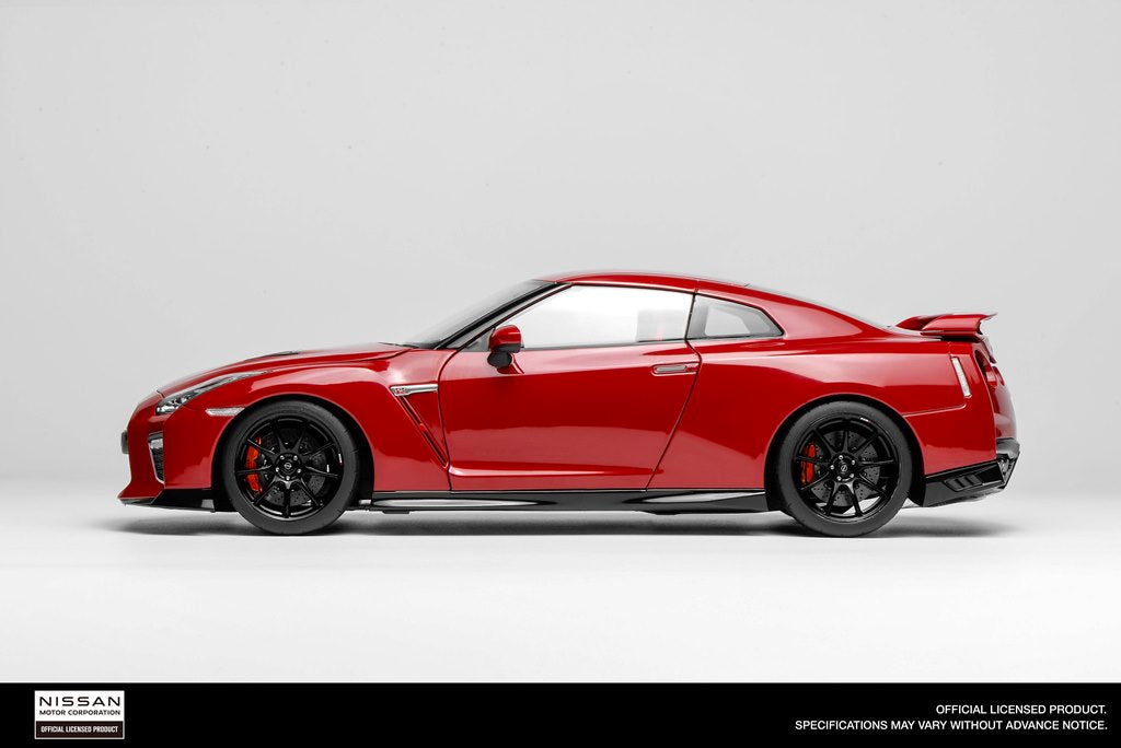 M83511 MOTORHELIX 1:18 Nissan GT-R (R35) Track Edition Engineered By NISMO 2020 Vibrant Red