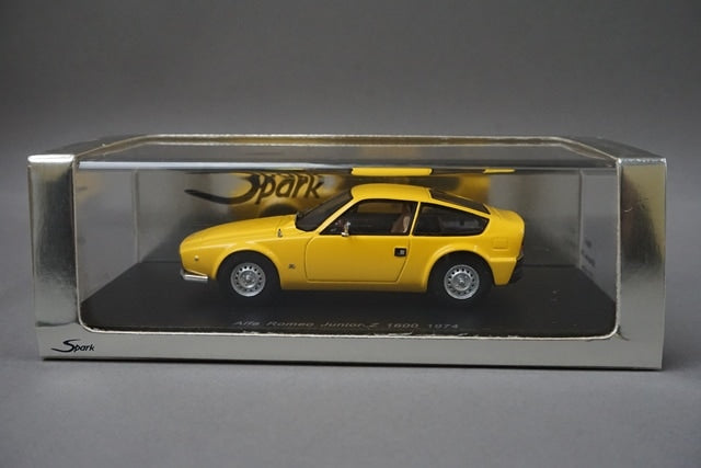 1:43 SPARK S0614 Alfa Romeo Junior Z 1600 1974 model car