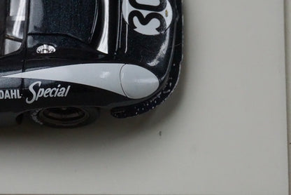 1:43 SPARK S1147 Lola T70 MK2 Bridgehampton 1966 #30 model car