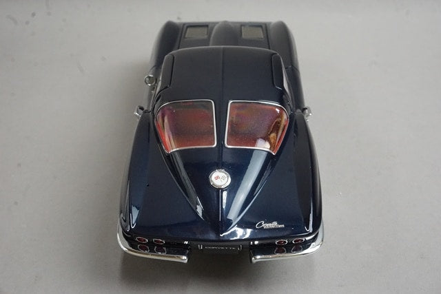 1:18 AUTOart 71181 Chevrolet Corvette Coupe 1963 Daytona Blue