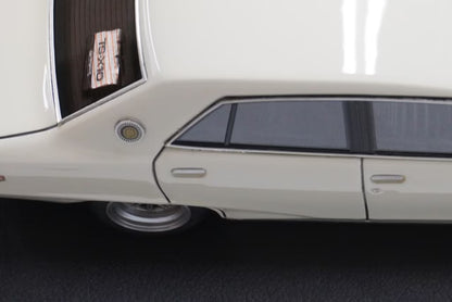 1:43 ignition model IG0385 Nissan Skyline 2000 GT-X (GC110) White