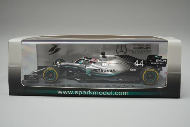 1:43 Spark S6071 Mercedes-AMG Petronas Motorsport W10 EQ Power+ #44 Chinese Grand Prix Winner 2019 F1 1000th GP L. Hamilton