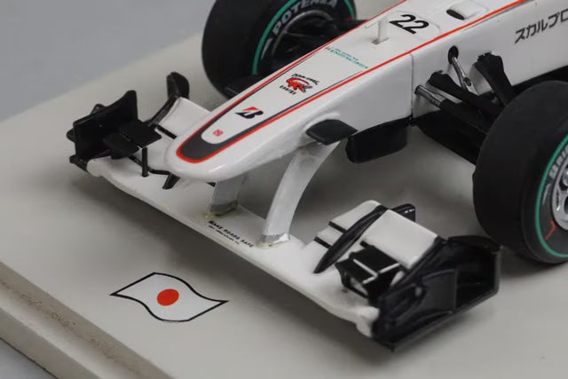 1:43 Spark SJ002 Sauber C29 Japanese GP 2010 #22 N. Heidfeld