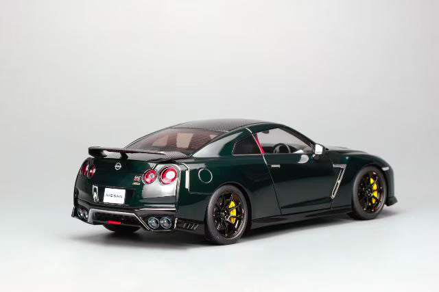 M83516 MOTORHELIX 1:18 Nissan GT-R (R35) Track Edition Engineered by NISMO T-Spec 2022 Midnight Purple
