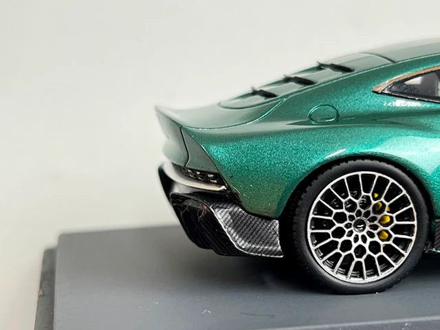 1:43 Schuco 43U00063 Aston Martin Valor 2024