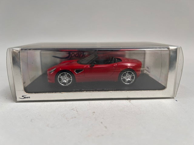 1:43 Spark S0397 Alfa Romeo 8C Spider Prototype 2005 Red