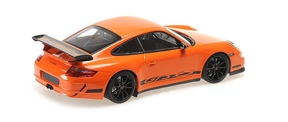 [ Back-order ] MINICHAMPS 155062122 1:18 Porsche 911 GT3 RS 2007 Orange model car