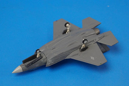 1:200 F-35A Lightning II USAF 412th Test Wing 461st Test Squadron Edwards Base #07-0744 556521 Herpa