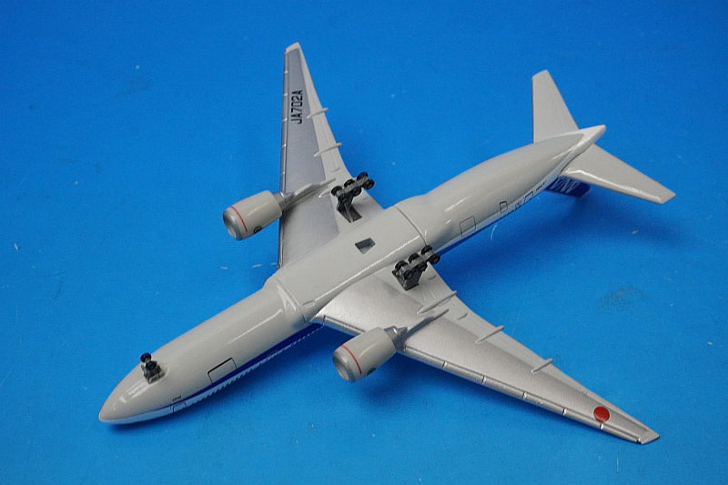 1:500 B777-200 ANA JA702A NH50017 ANA