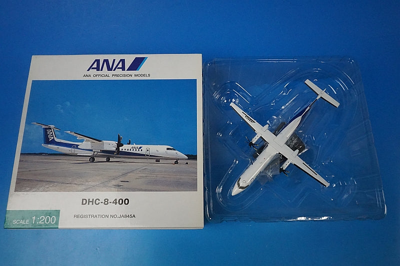 1:200 DHC-8-400 ANA JA845A DH28008 ANA airplane model