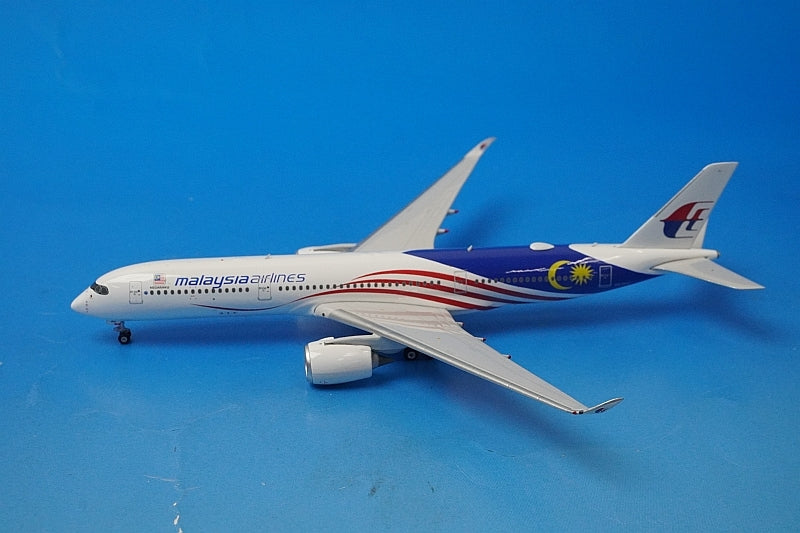 1:400 A350-900 Malaysia Negaraku/60th Anniversary of Independence 9M-MAC 04165 Phoenix airplane model