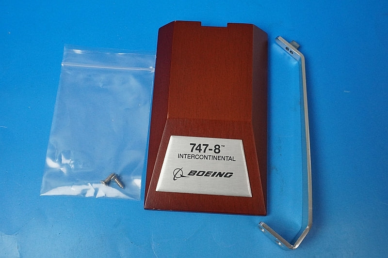 1:200 B747-8 Boeing House Color *Registration Number Not Assigned Hogan airplane model