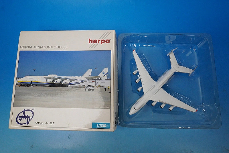 Antonov Design Bureau An-225 HE515726 Herpa 1:500 1:500 » México Antonov Design Bureau An-225 HE515726 Herpa 1:500 1:500 » México
