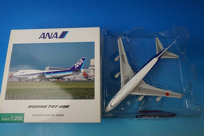 1:200 B747-400 ANA International JA8098 NH20034 ANA