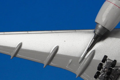 1:400 B777-200ER JAL New Tsurumaru Paint JA711J 11075 Phoenix airplane model