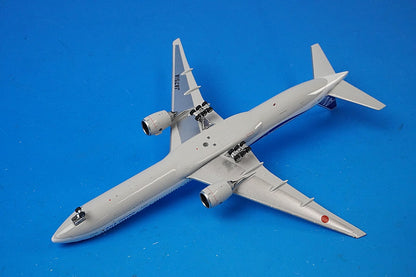 1:400 B777-300 ANA-style livery JA751A 04149 Phoenix airplane model