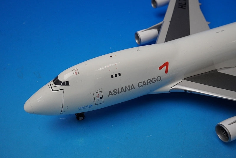1:200 B747-400F Asiana Cargo HL7616 *Cargo door can be replaced G2AAR991 Gemini airplane model