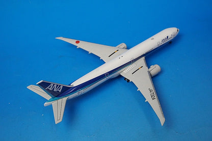 1:400 B777-381/ER ANA JA732A 10125 Phoenix airplane model