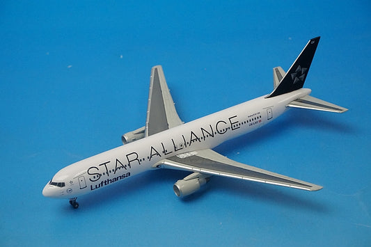 1:400 B767-300 Lufthansa Star Alliance OE-LAY 55528 Dragon airplane model