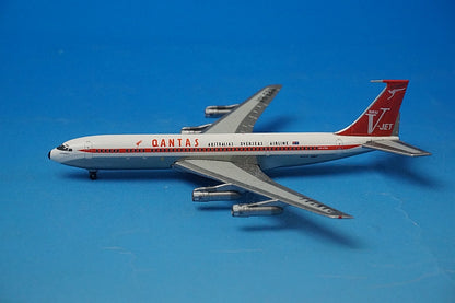 1:500 B707-320C Qantas V-Jet City of Parramatta VH-EBN 534154 Herpa