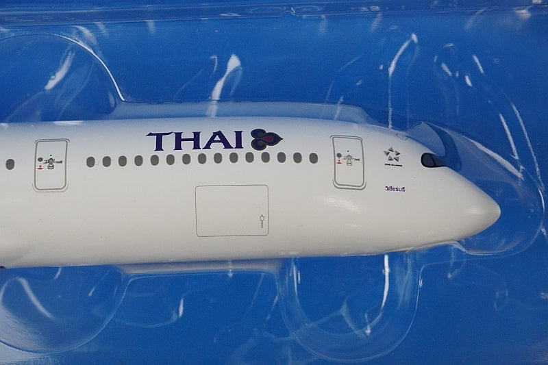 1:200 A350-900 Thailand HS-THB 10703 Hogan airplane model