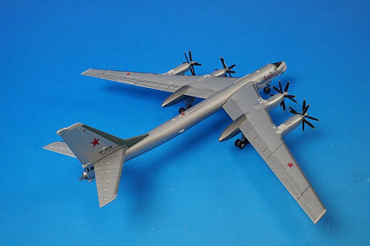 1:200 Tupolev Tu-95MS Air Force of the Russian Federation 6950th Air Base Donbass #RF-94178 559089 Herpa