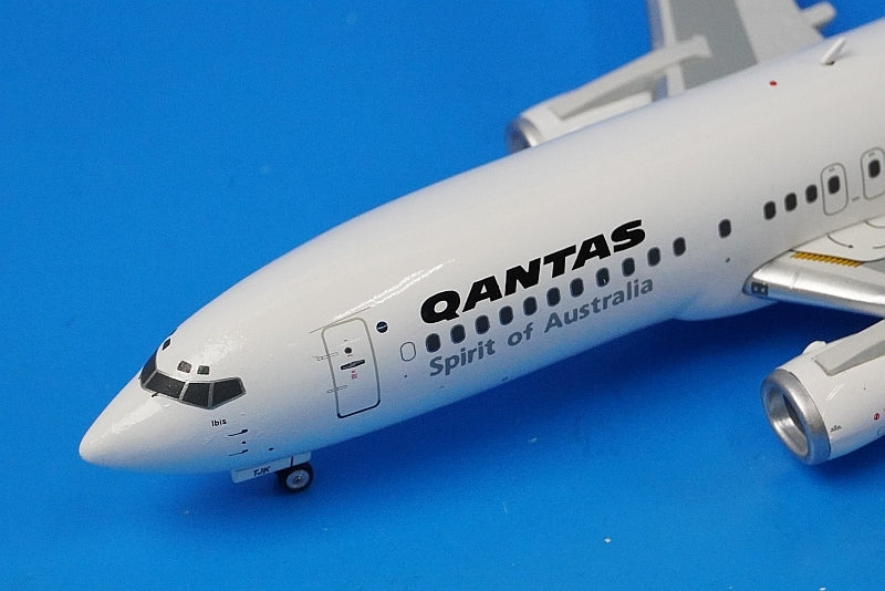 1:200 B737-400 Qantas VH-TJK 20031 Phoenix airplane model
