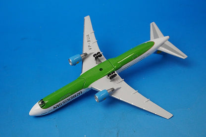 1:400 Boeing 767-300 Uzbekistan VP-BUA AC18117B Aeroclassics