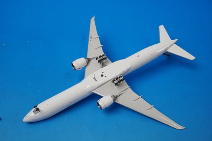 1:400 B777-300ER Air France F-GZNI 11134 Phoenix airplane model