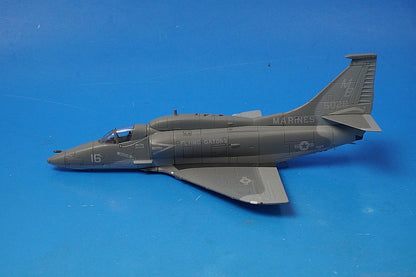 1:72 A-4F Skyhawk, United States Marine Corps, Marine Attack Squadron 142, Flying Gators, MB16/#155208 HA1435 Hobby Master airplane model