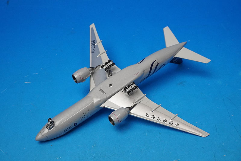 1:400 B777-200:ER China Southern China Southern B-2056 10333 Phoenix airplane model