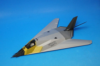 1:72 F-117A Nighthawks Prototype Toxic Death US Air Force Coating Stripped #79-10781 HA5810 Hobby Master airplane model