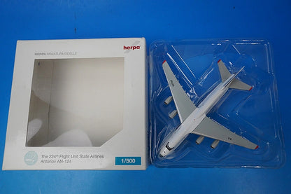 1:500 Antonov AN-124 Ruslan, Russian Air Force, 224th Transport Detachment, RA-82040 518413 Herpa airplane model