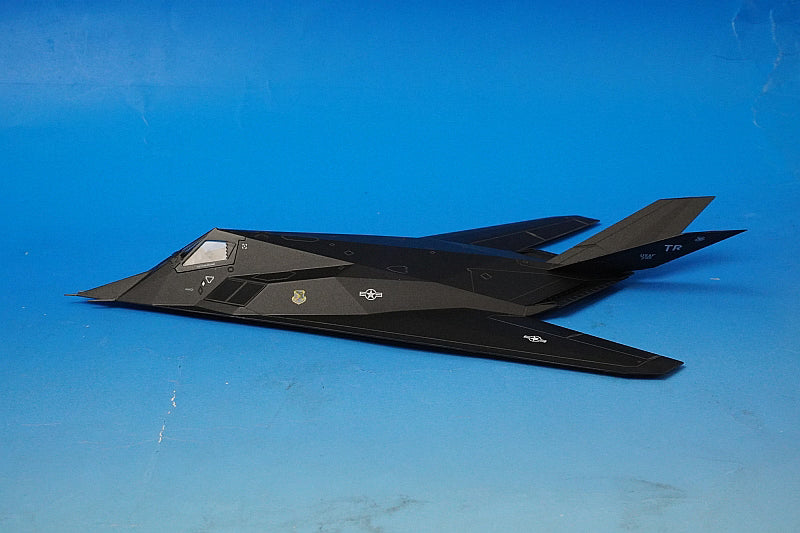 1:72 F-117A Nighthawk, USAF 37th Tactical Fighter Wing, 415th Tactical Fighter Squadron, Gulf War era, #81-0796 HA5801 Hobby Master airplane model