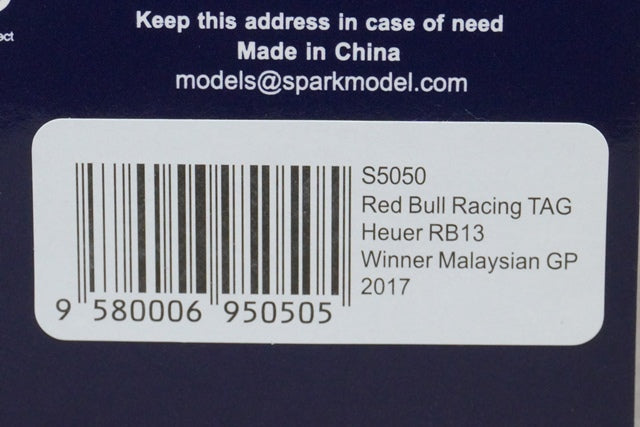 1:43 SPARK S5050 Red Bull Tag Heuer RB13 Malaysian GP Winner 2017 #33 Max Verstappen