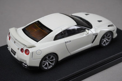 1:43 EBBRO 44037 Nissan GT-R 2007 White Pearl model car