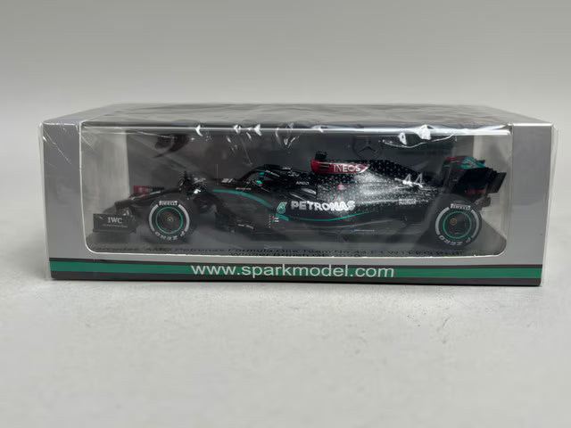 1:43 SPARK S6477 Mercedes AMG F1 W11 EQ Performance #44 Petronas F1 Team Winner Silverstone GP 2020 L.Hamilton